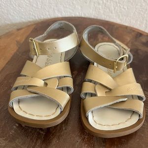 Saltwater by Hoy size 7